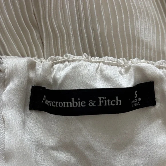 Abercrombie & Fitch Cream Strapless Pleated Maxi Dress - Picture 5 of 7